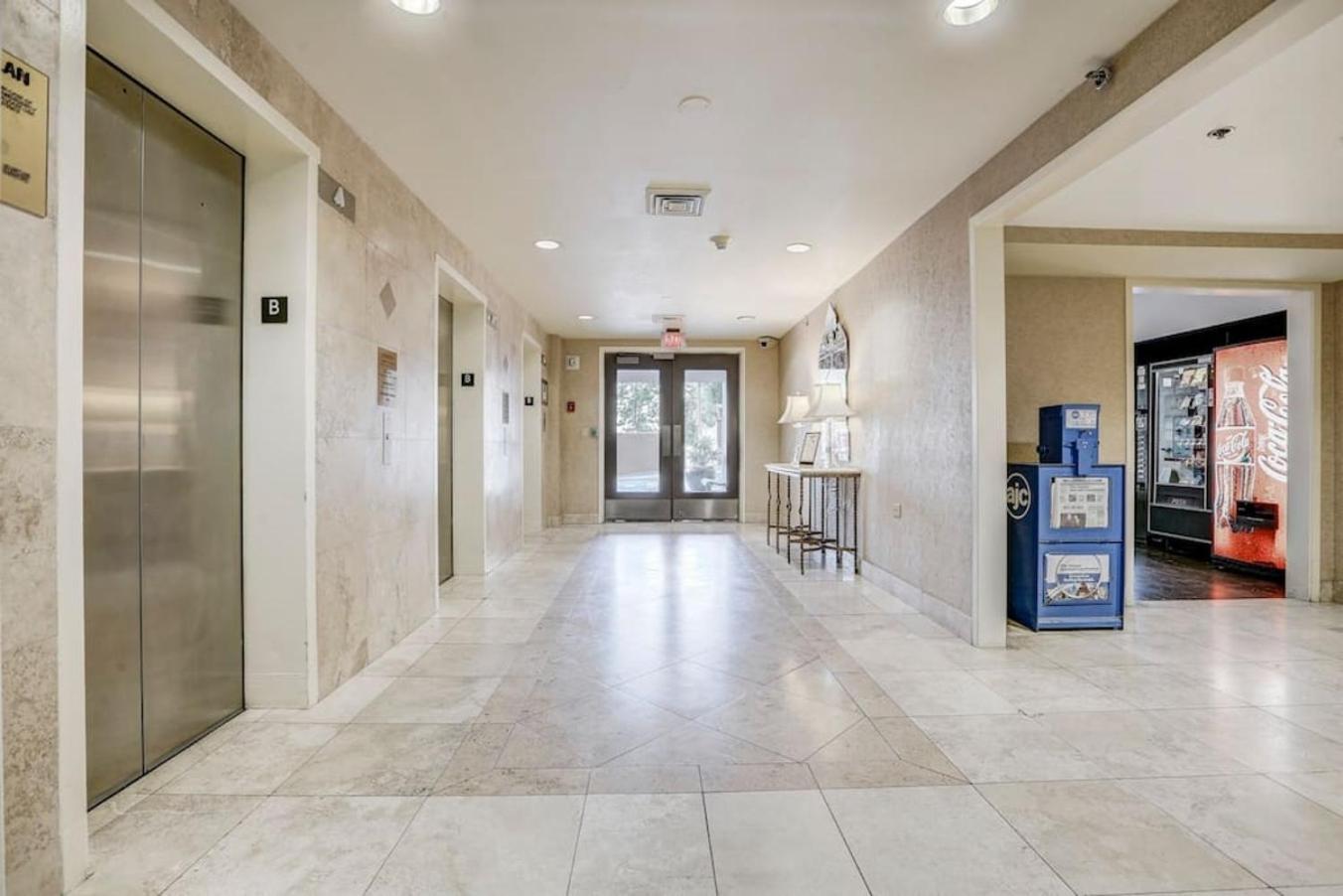 Stayatl High Rise Condo Downtown Atl With Views アトランタ エクステリア 写真